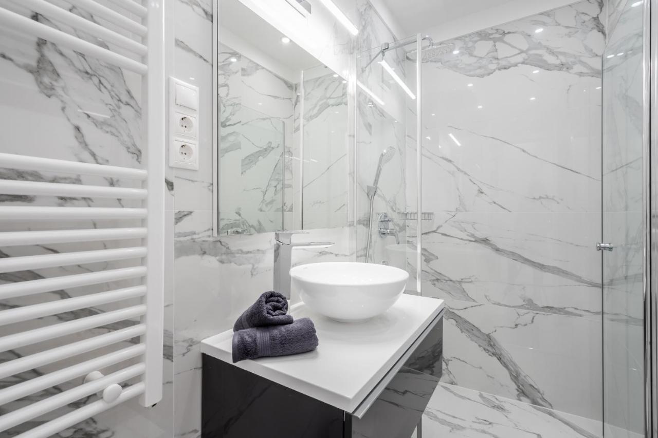 Kiraly 44 Luxury With Free Parking Apartamento